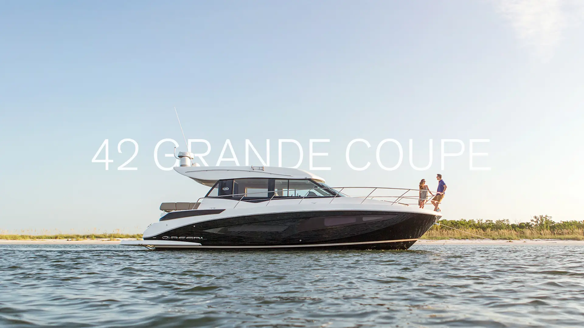 Regal 42 Grande Coupe underway