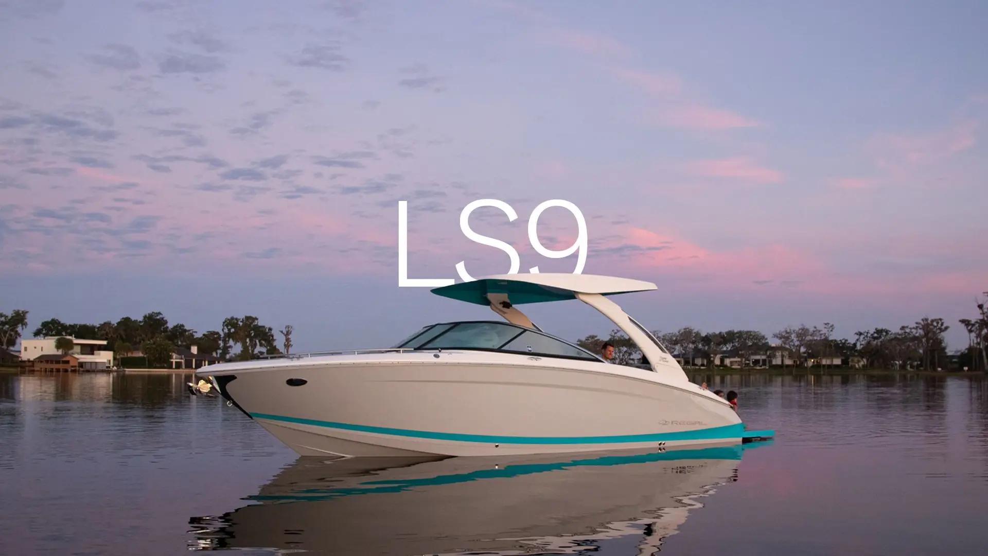 Regal LS9 underway