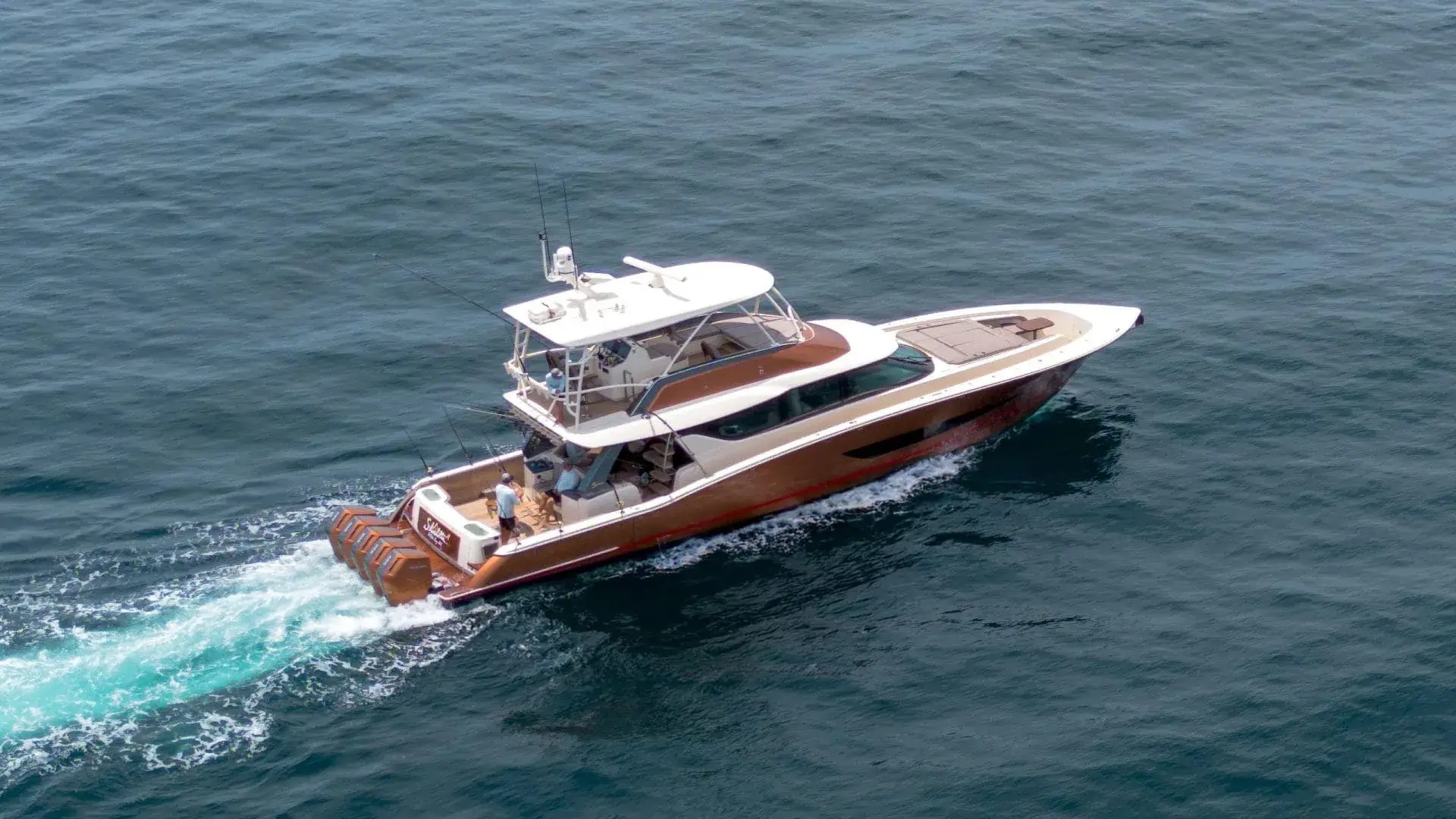 Scout 670 LXF underway